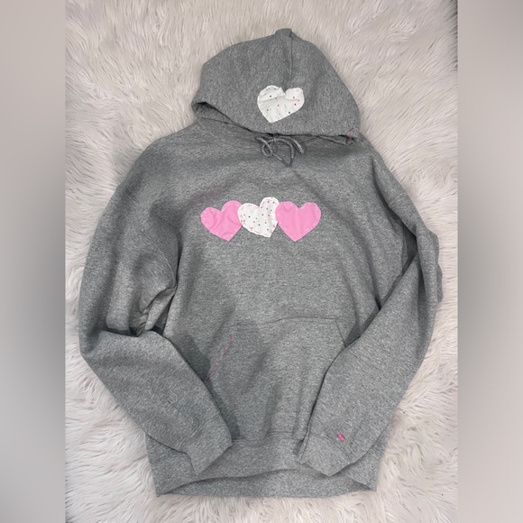 Tops - Heart Stitch Gray Hoodie